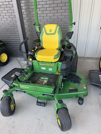 2026 John Deere Z530R Equipment Image0
