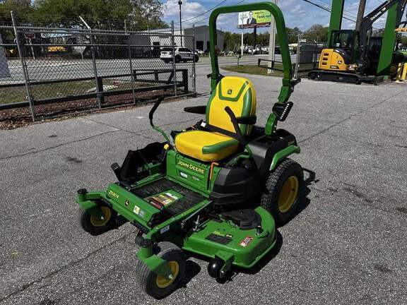 2026 John Deere Z530R Equipment Image0