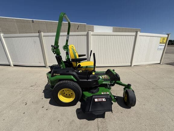Image of John Deere Z545R equipment image 1