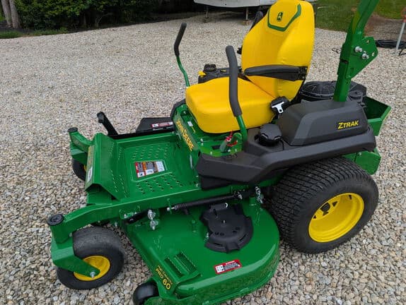 Image of John Deere Z730M equipment image 2