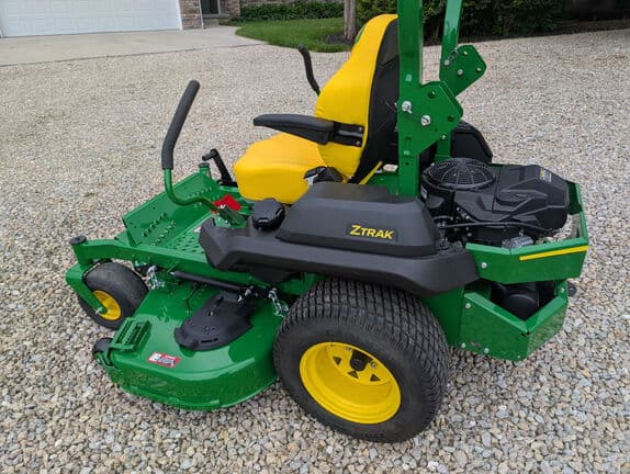 Image of John Deere Z730M equipment image 3