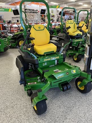 Image of John Deere Z735M Primary image