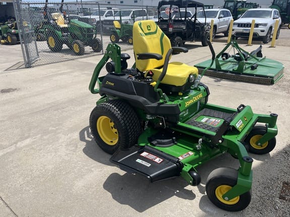 2026 John Deere Z740R Equipment Image0