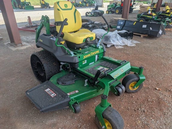 2026 John Deere Z740R Equipment Image0