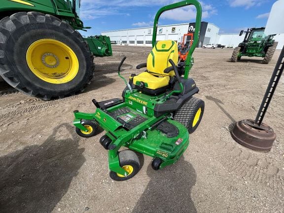 2026 John Deere Z760R Equipment Image0