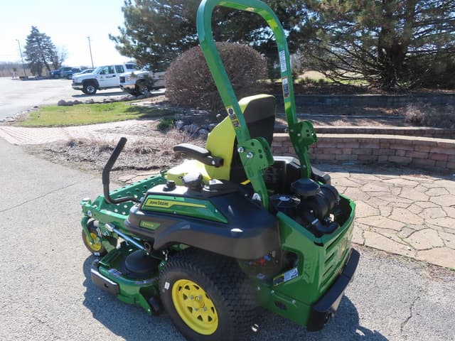 Image of John Deere Z920M equipment image 2
