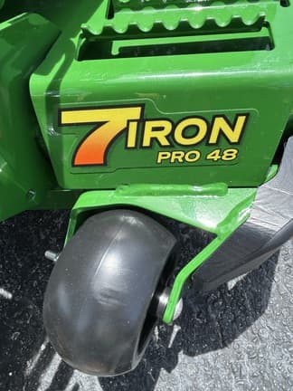 Image of John Deere Z920M equipment image 2