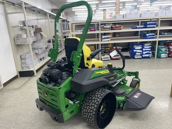 Image of John Deere Z930M equipment image 4