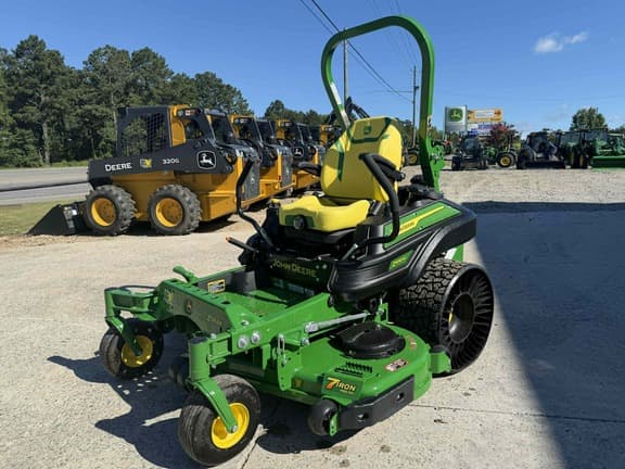 Image of John Deere Z930M Image 1