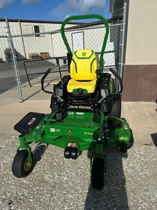 Image of John Deere Z930M equipment image 1