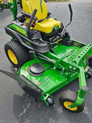 Image of John Deere Z950M equipment image 2