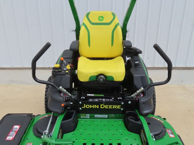 Image of John Deere Z950M equipment image 4