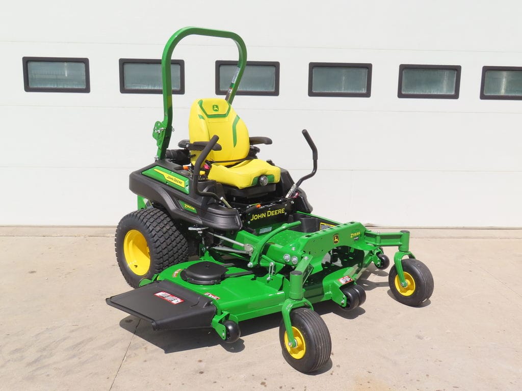 2026 John Deere Z950M Equipment Image0