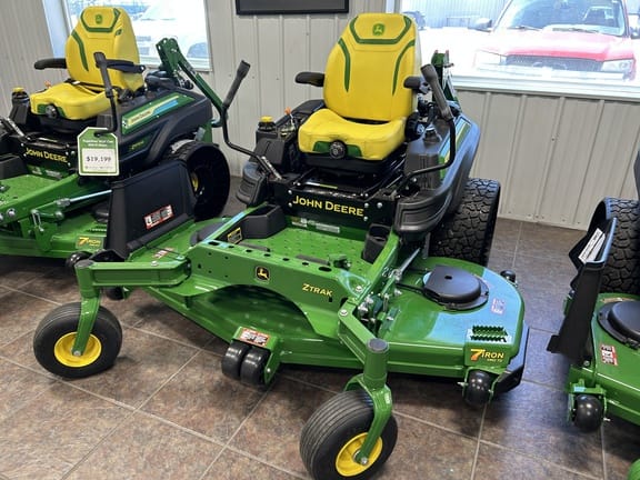 2026 John Deere Z950R Equipment Image0