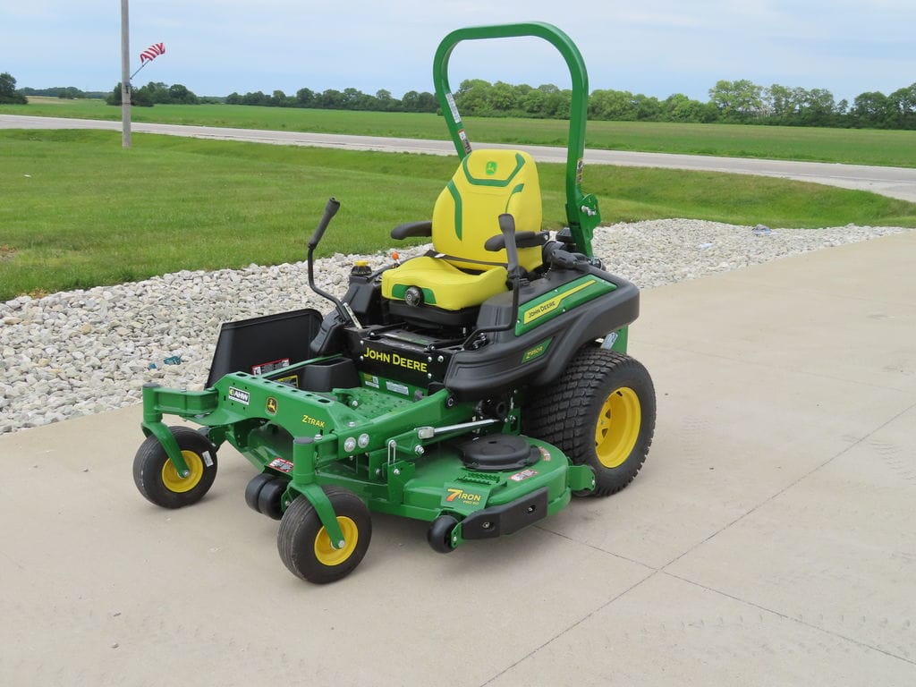 2026 John Deere Z950R Equipment Image0