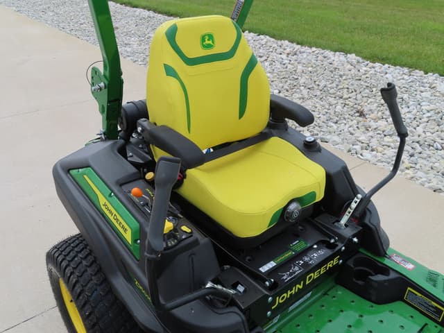 Image of John Deere Z950R equipment image 4