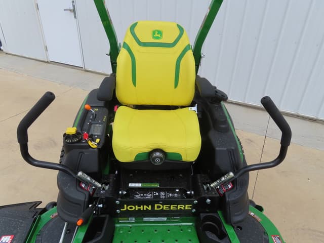 Image of John Deere Z955M equipment image 4