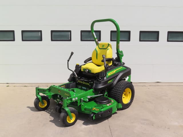 Image of John Deere Z955R equipment image 2