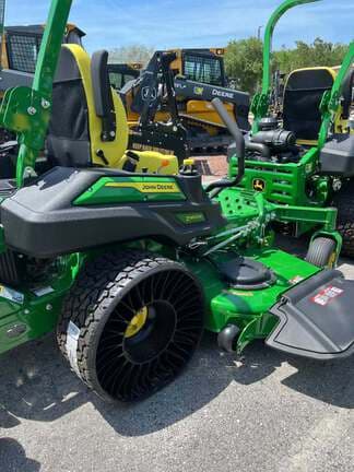 Image of John Deere Z960M equipment image 2