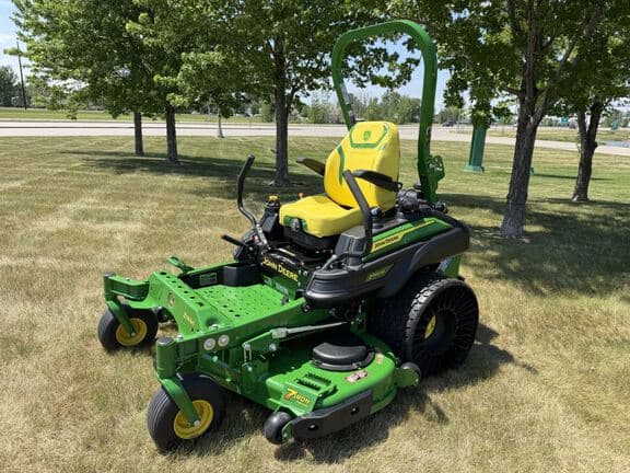 Image of John Deere Z960M equipment image 1
