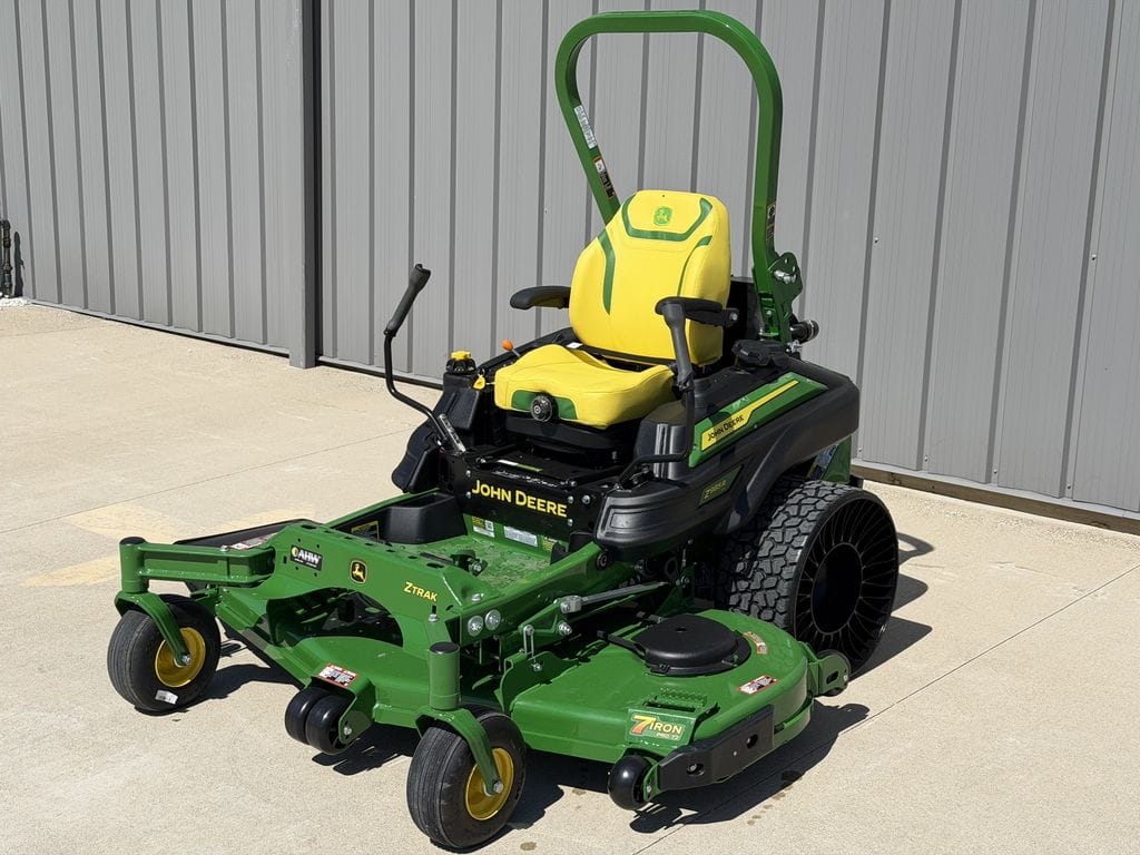 2026 John Deere Z985R Equipment Image0