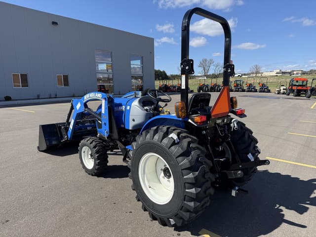 Image of New Holland Workmaster 35 equipment image 3