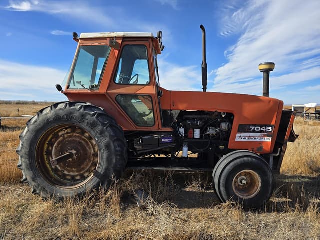 Image of Allis Chalmers 7045 equipment image 4