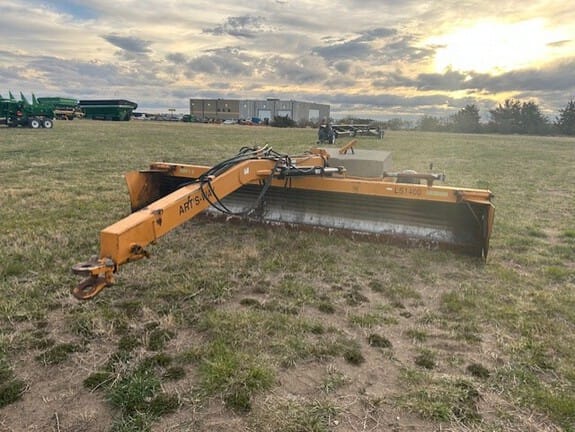 Art's Way LS1400 Equipment Image0