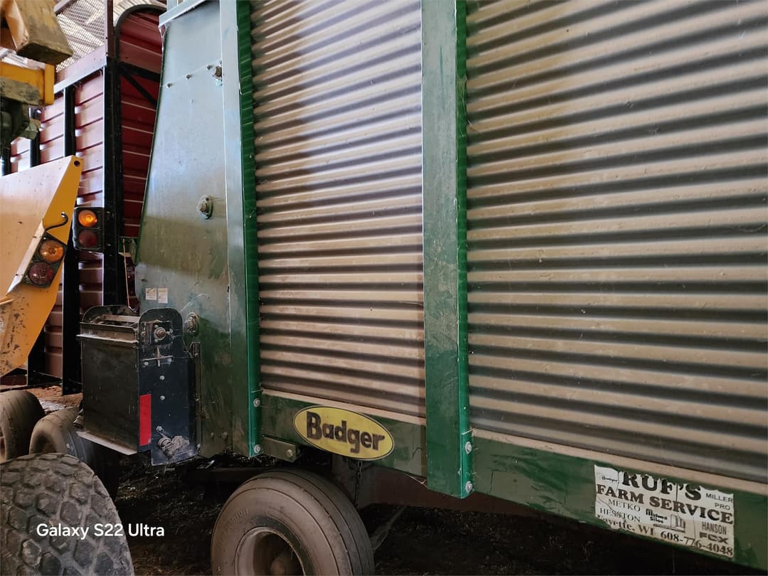 Image of Badger 1200 Image 1