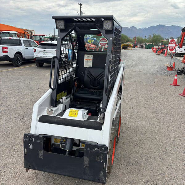 Image of Bobcat S70 equipment image 2