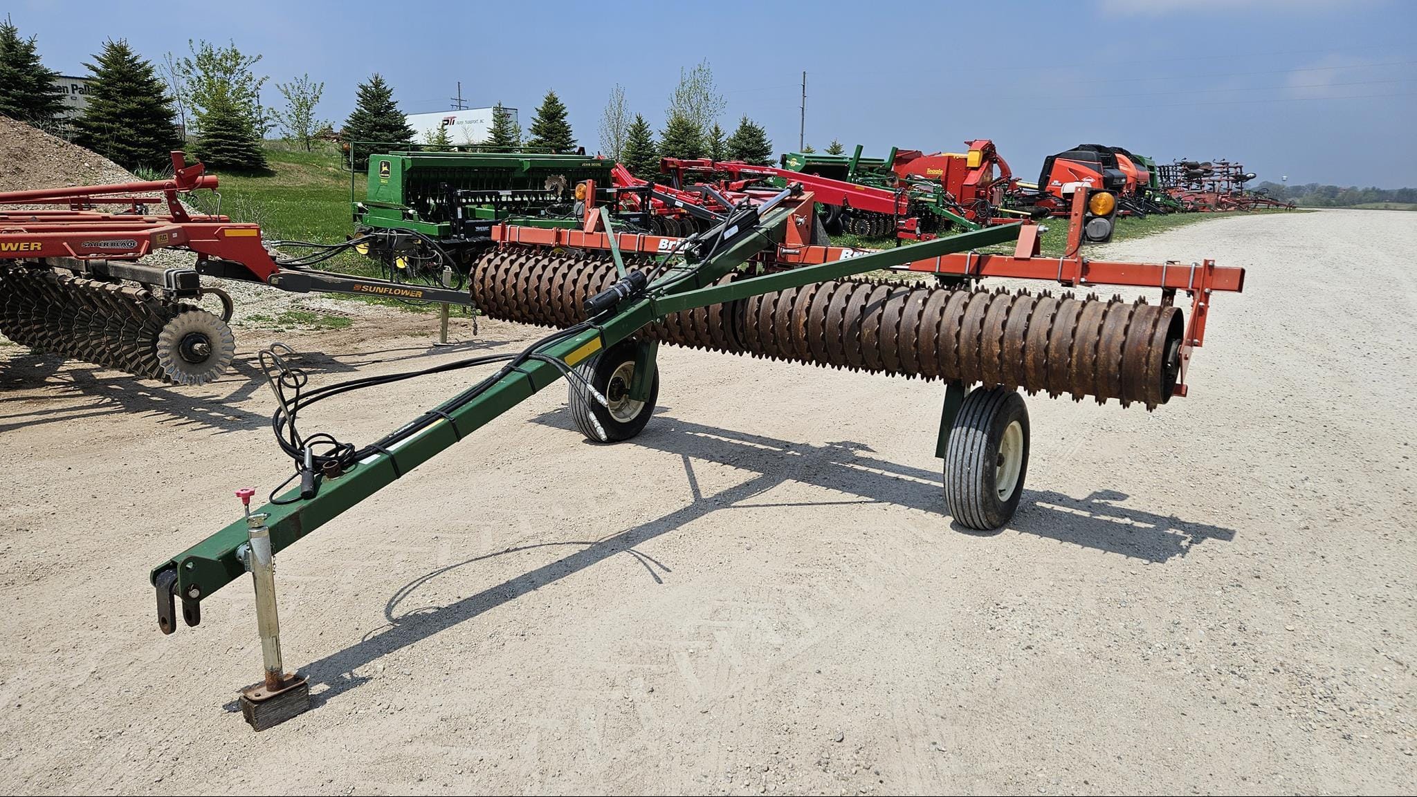 Brillion P10 Equipment Image0