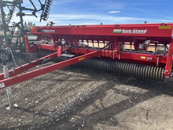 Image of Brillion SS16 equipment image 1