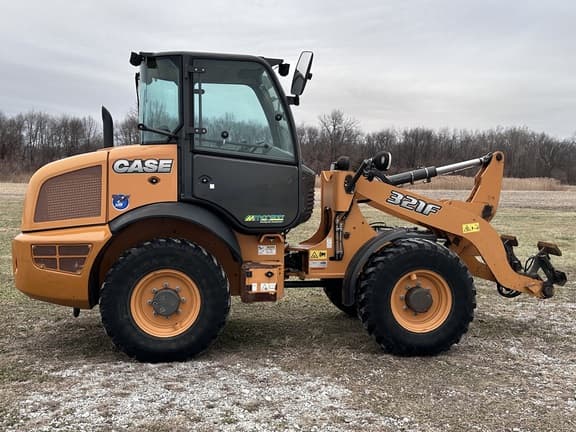 Image of Case 321F equipment image 4