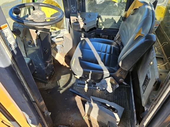 Image of Case 721B equipment image 4