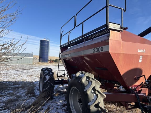Image of Case IH 2812 Primary image