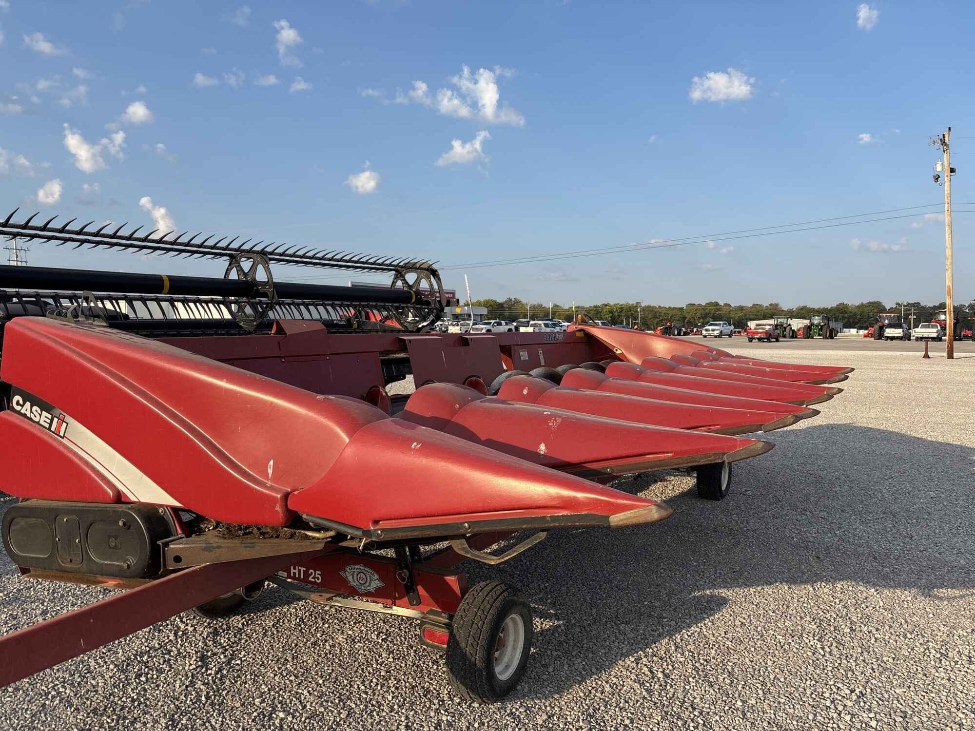 Case IH 3408 Equipment Image0