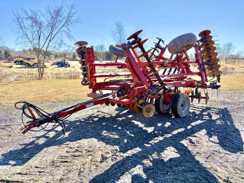 Case IH 3950 Equipment Image0