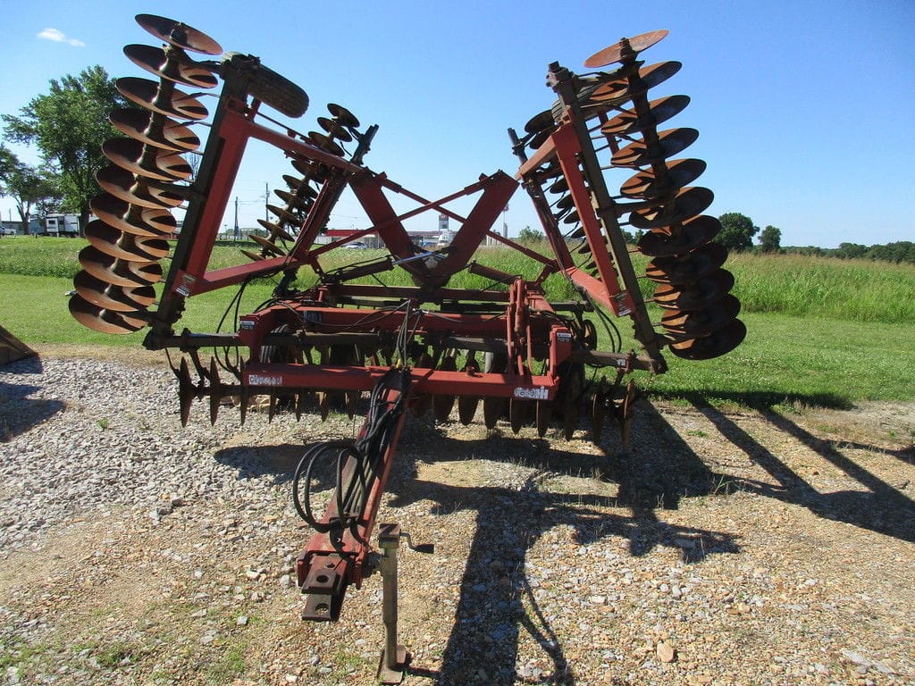 Case IH 496 Equipment Image0