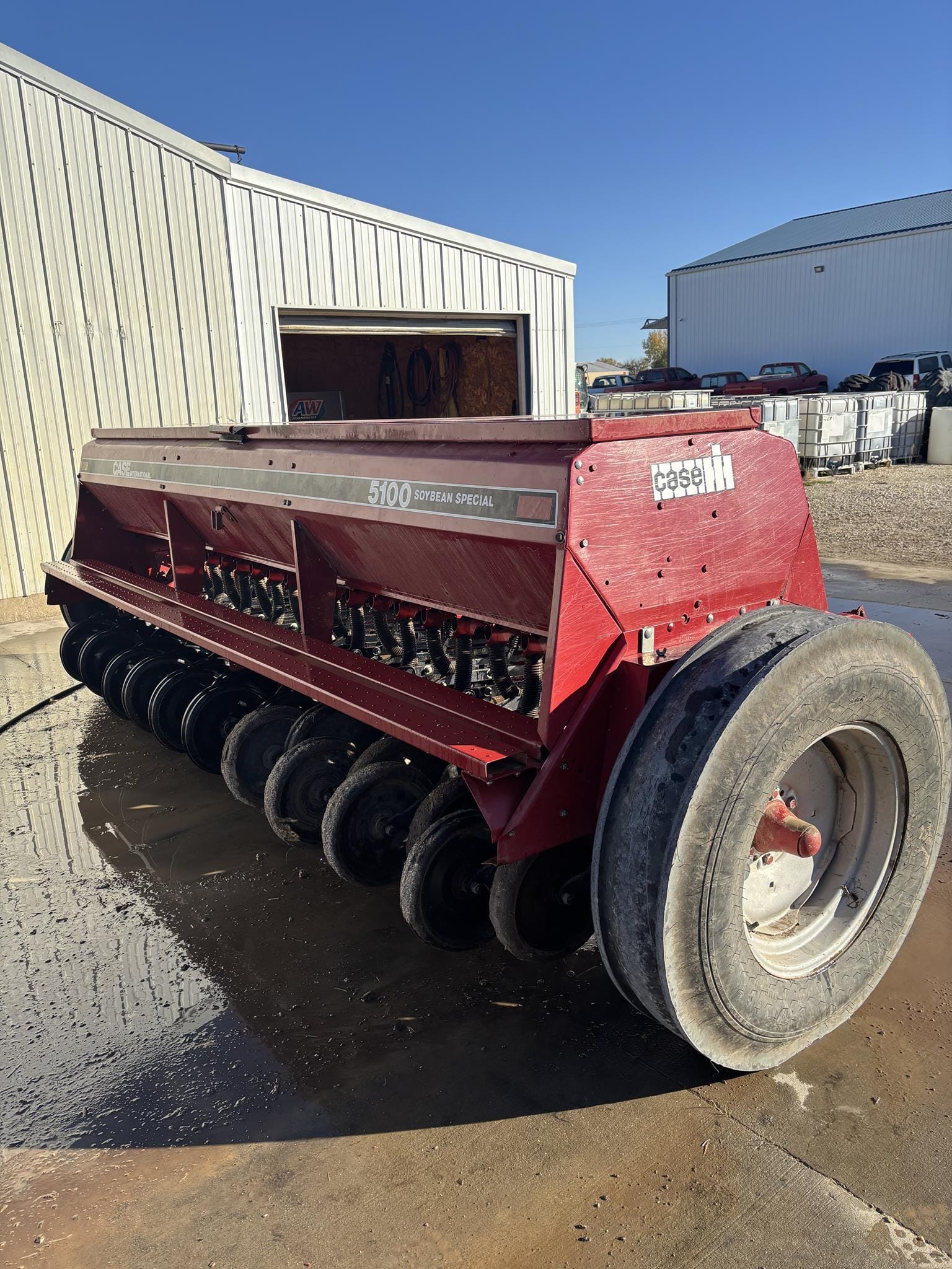 Case IH 5100 Equipment Image0