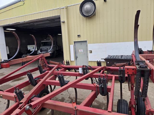 Image of Case IH 5700 equipment image 4