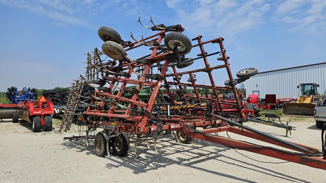 Image of Case IH Tigermate II equipment image 2