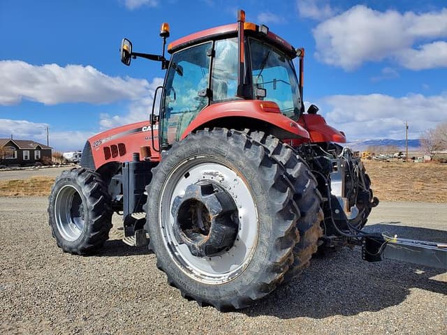 Image of Case IH Magnum 225 equipment image 3