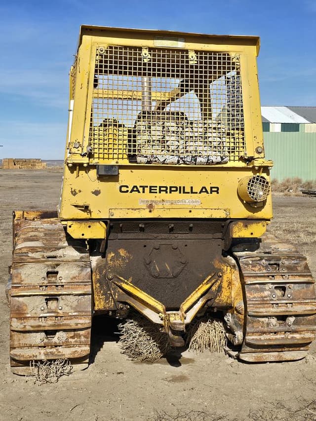 Image of Caterpillar D6D equipment image 3