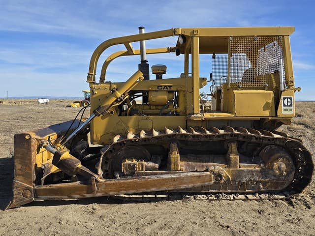 Image of Caterpillar D6D equipment image 1