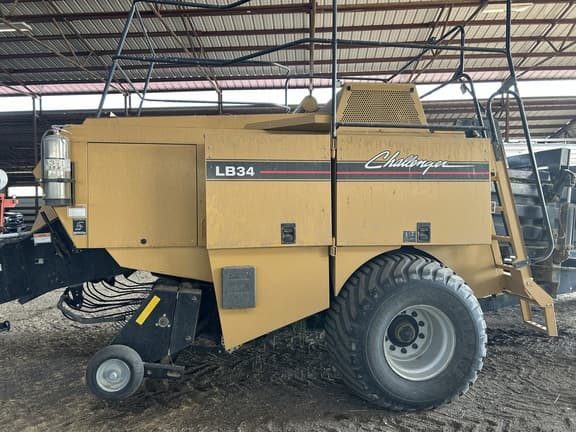 Image of Challenger LB34 equipment image 1