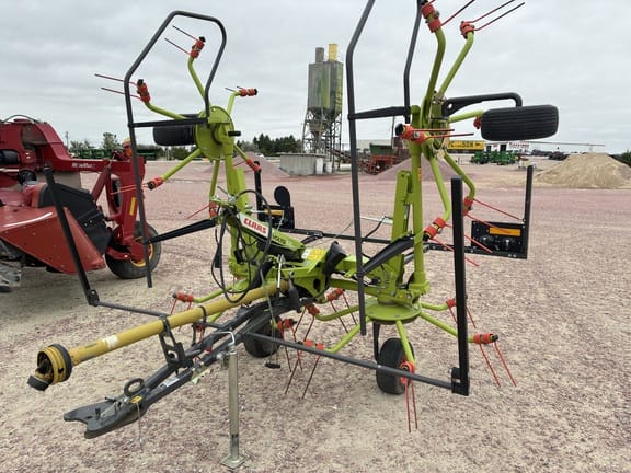CLAAS Volto 55TH Equipment Image0