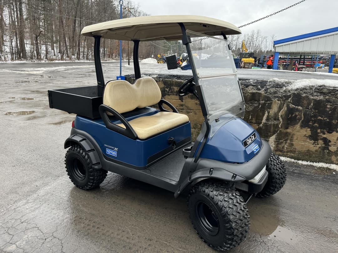 Image of Club Car Precedent Primary image