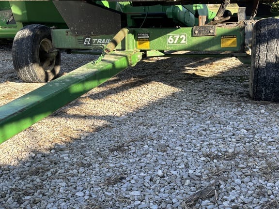 E-Z Trail 672 Equipment Image0