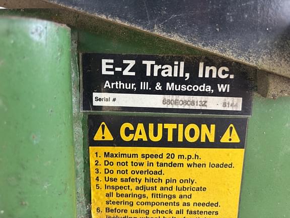 Image of E-Z Trail 680 equipment image 2