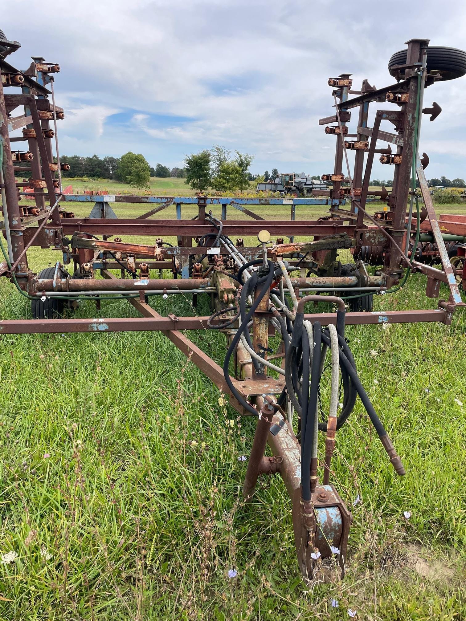 New Holland Discbine 209 Equipment Image0